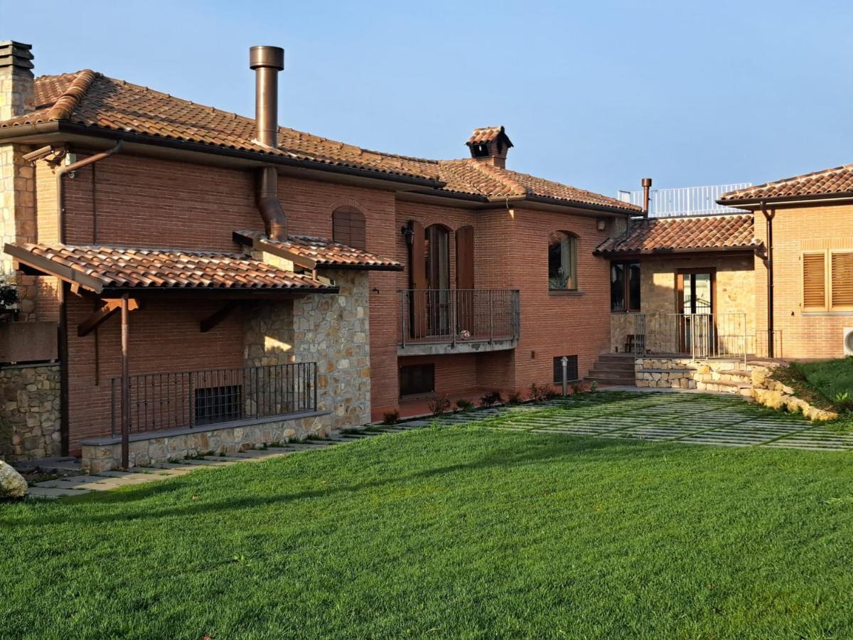 Agriturismo A Casa Mia Γκούμπιο Εξωτερικό φωτογραφία