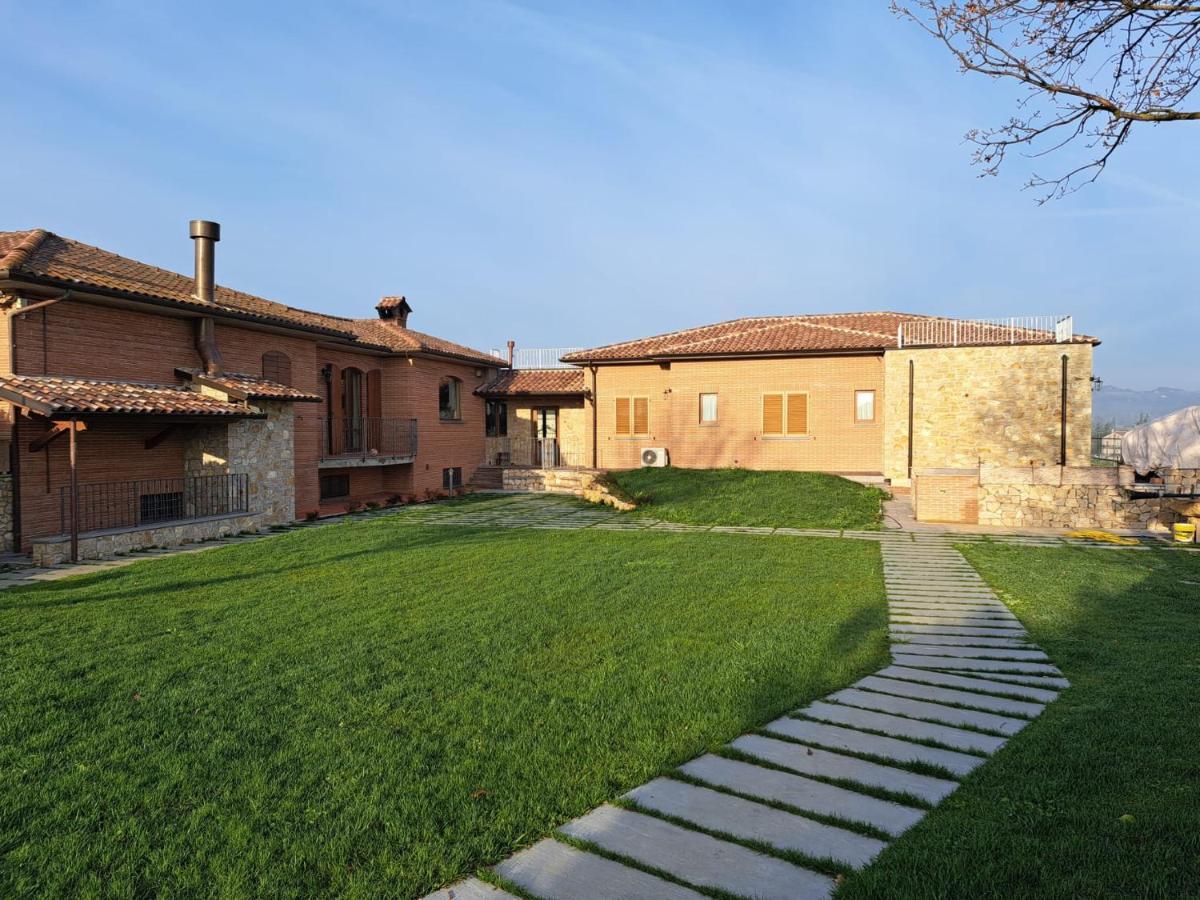 Agriturismo A Casa Mia Γκούμπιο Εξωτερικό φωτογραφία